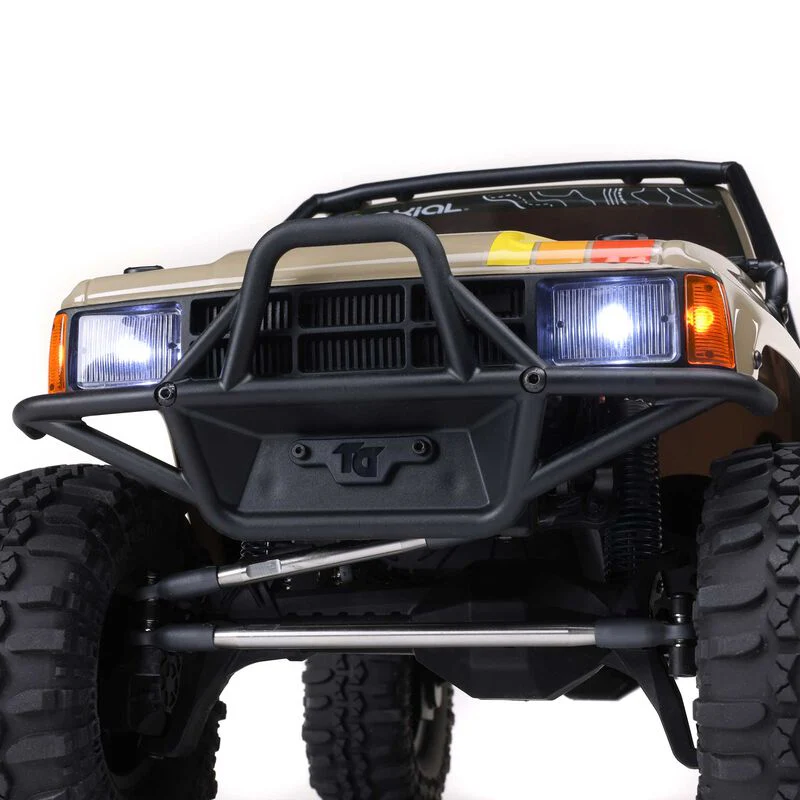 Axial 1/10SCX10 III 1987 Toyota SR5 - Image 23