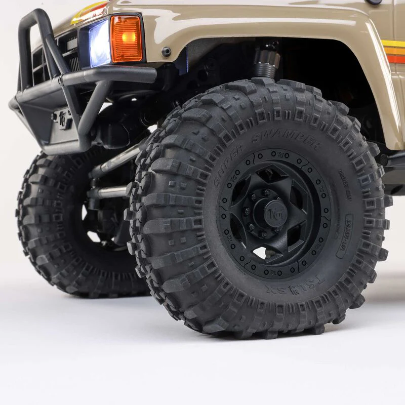 Axial 1/10SCX10 III 1987 Toyota SR5 - Image 26