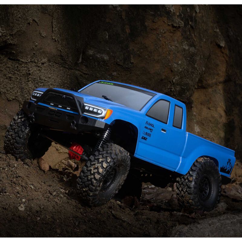 Axial 1/10 SCX10 III Base Camp 4WD Rock Crawler Brushed RTR - Blue - Image 14