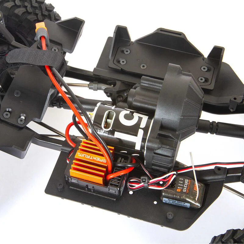 Axial 1/10 SCX10 III Base Camp 4WD Rock Crawler Brushed RTR - Grey - Image 12