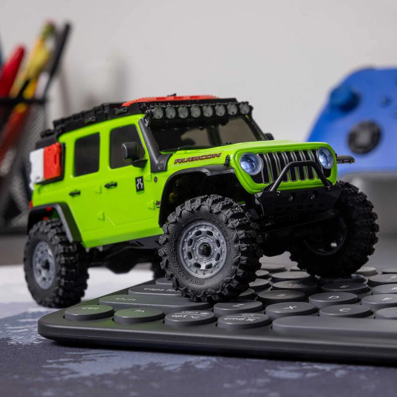 Axial 1/30 SCX30 Jeep Wrangler JLU 4X4 RTR Brushed Rock Crawler (Battery & Charger Included) - Image 5