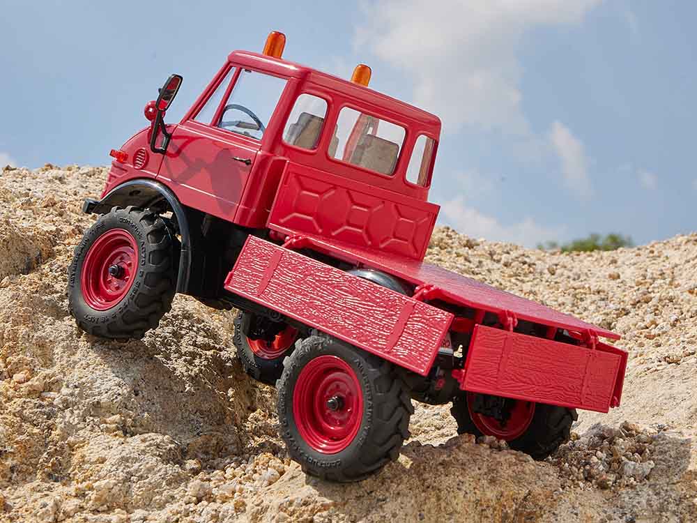 FMS 1:24 FCX24 Mercedes-Benz Unimog 421 RTR - RED - Image 3